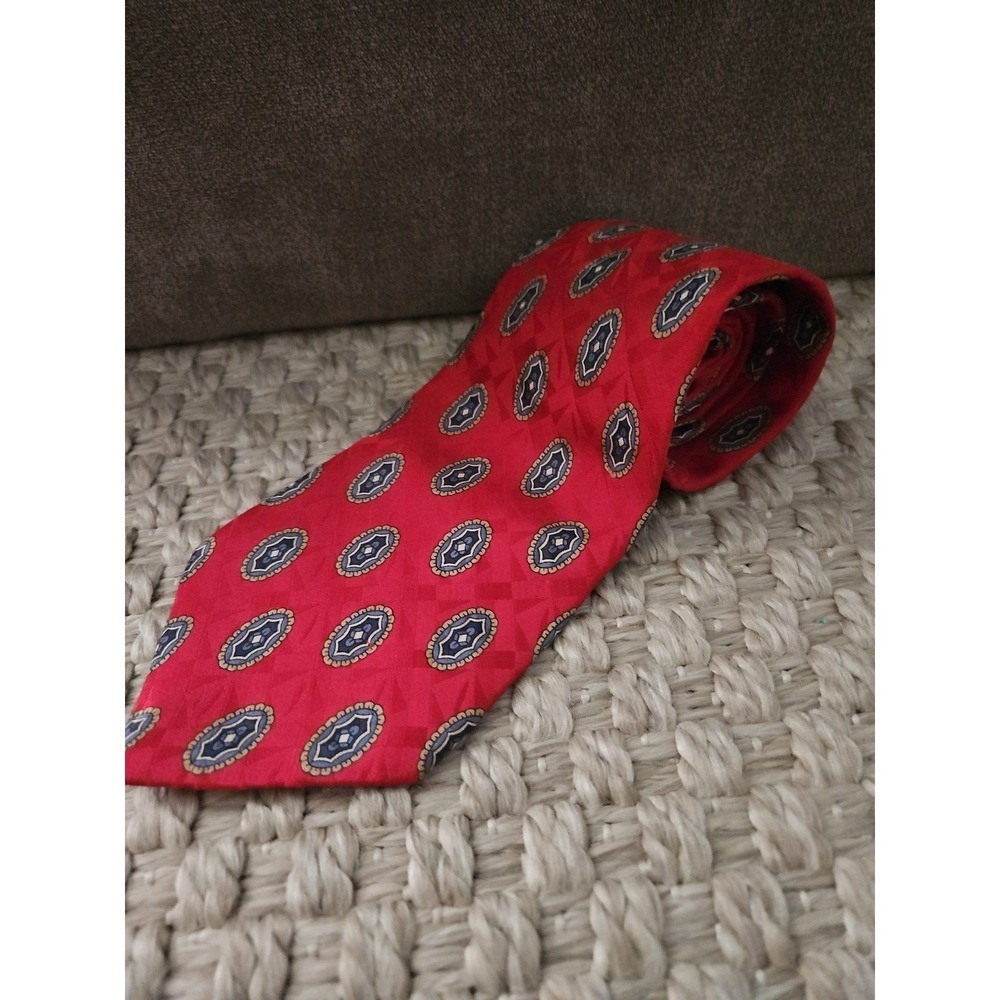 Oak Creek 100% Silk Tie Red Geometric Medallion Pattern Sewn in USA 56"